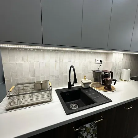 Downtown At Kelles Krauza *