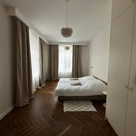 Downtown At Kelles Krauza Apartamento *