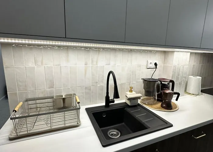 Downtown At Kelles Krauza *